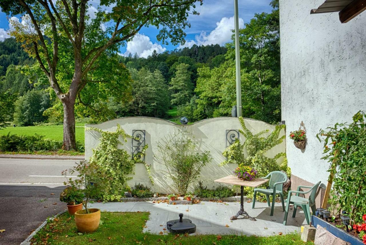 Ferienwohnung Heinzelmann Баден-Баден Екстер'єр фото